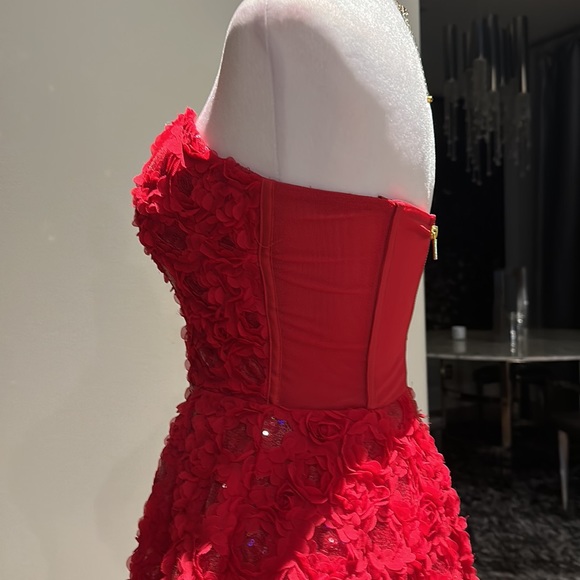 BEBE, size 0 Short red dress. - Picture 7 of 14